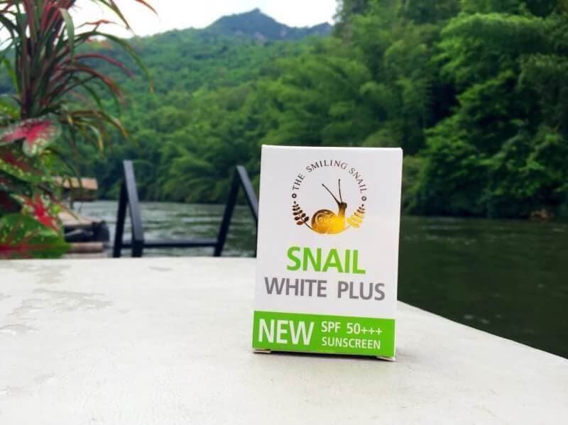 The smiling snail snail white plus soap brand Thai